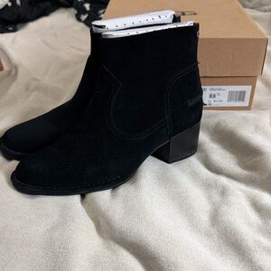UGG Black Bandara Ankle Boots